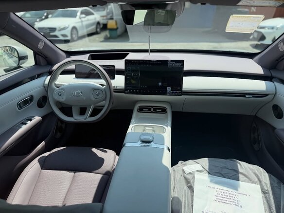 2026 Changan Qiyuan A06 28.39 kWh, серебристый - вид 6