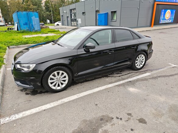 2014 Audi A3 III (8V), чёрный, 1075000 рублей - вид 1