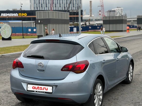 2010 Opel Astra J, серый - вид 2