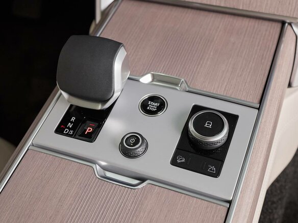 2026 Land Rover Range Rover D350 MHEV V, чёрный, 24500000 рублей - вид 17