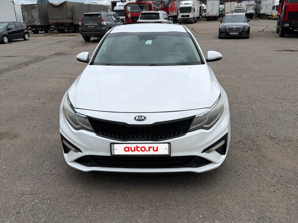 2020 Kia Optima IV Рестайлинг, белый, 1630000 рублей