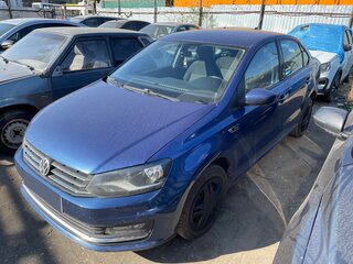 2017 Volkswagen Polo V Рестайлинг, синий, 734000 рублей, вид 1