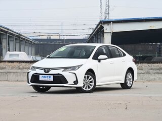 2026 Toyota Corolla XII (E210), белый, 2262757 рублей, вид 3