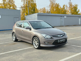 2011 Hyundai i30 I Рестайлинг, коричневый, 631000 рублей, вид 3