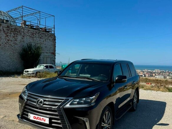 2017 Lexus LX 570 III Рестайлинг 2, чёрный, 6700000 рублей - вид 1