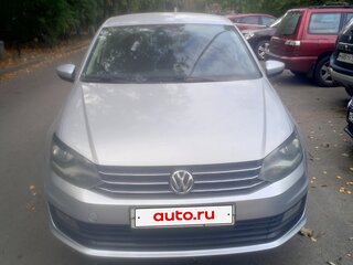 2016 Volkswagen Polo V Рестайлинг, серебристый, 930000 рублей, вид 2