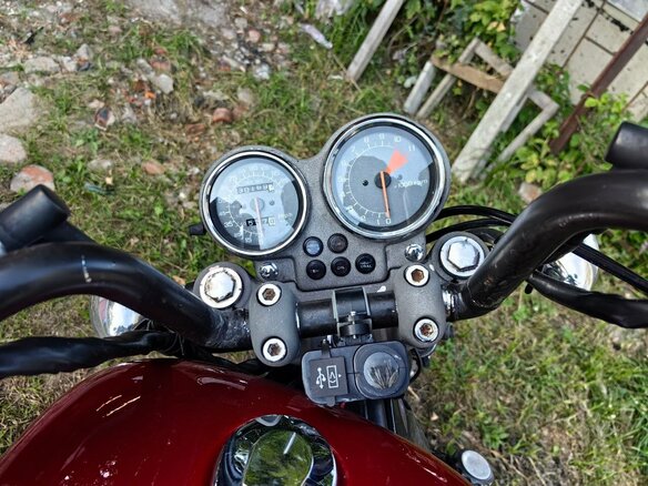 1988 Honda Magna, красный, 250000 рублей - вид 5