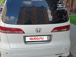 2004 Honda Elysion I, белый, 1200000 рублей, вид 3