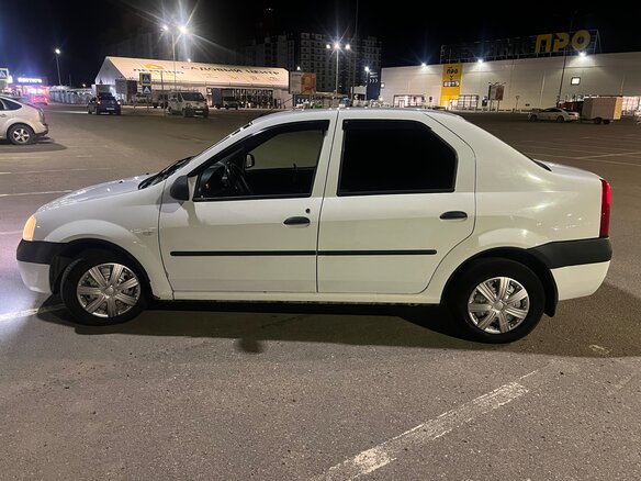 2008 Renault Logan I, белый, 390000 рублей - вид 3