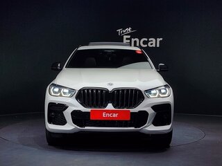 2023 BMW X6 40i III (G06), белый, 10175000 рублей, вид 2