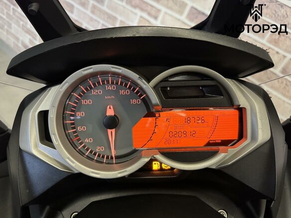 2013 BMW C 650 GT, жёлтый - вид 7