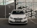 2017 Kia Ceed II Рестайлинг, белый, 1445000 рублей - вид 2