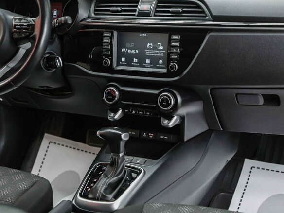 2020 Kia Rio X-Line IV, белый, 1450000 рублей - вид 12