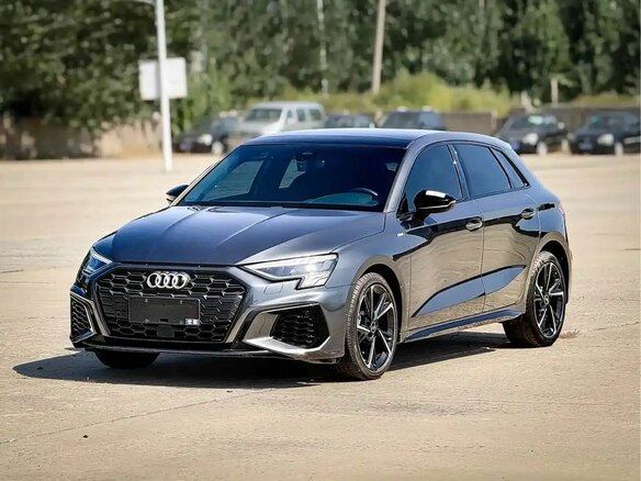 2023 Audi A3 Sportback 35 TFSI IV (8Y), серый, 2250000 рублей - вид 1