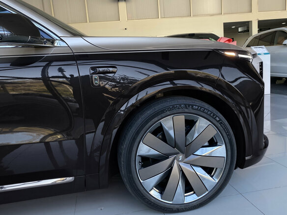 2026 Li Auto (Lixiang) L9 II, чёрный, 13150000 рублей - вид 4