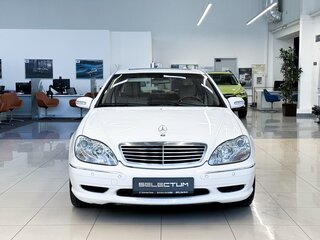 2002 Mercedes-Benz S-Класс AMG 55 AMG Long I (W220), белый, 2650000 рублей, вид 3