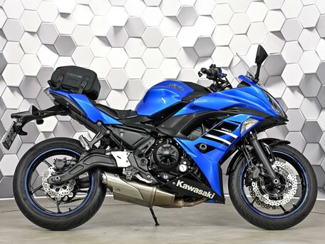 2019 Kawasaki Ninja 650, синий, 655000 рублей, вид 3