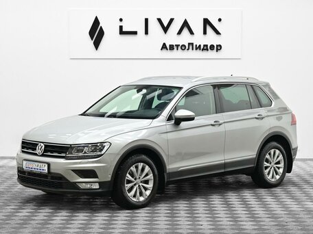 2017 Volkswagen Tiguan II, бежевый, 1835000 рублей, вид 3