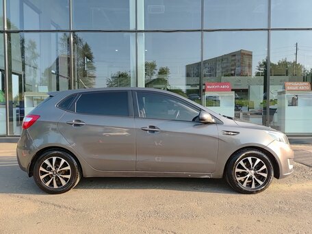 2012 Kia Rio 5-speed III, серый, 648000 рублей, вид 4
