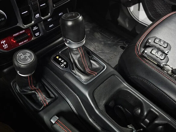 2023 Jeep Gladiator II (JT), белый - вид 10