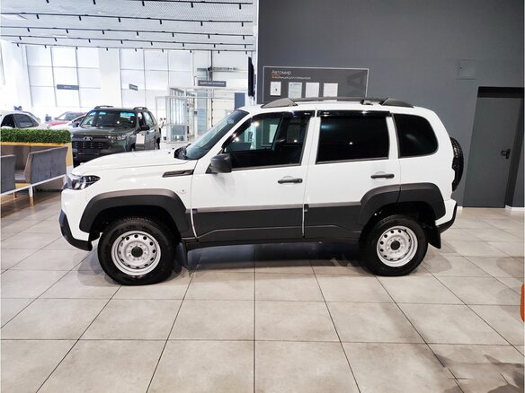 2026 Lada (ВАЗ) Niva Travel I Рестайлинг, белый, 1399900 рублей - вид 2