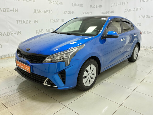 2020 Kia Rio IV Рестайлинг, синий, 1640000 рублей