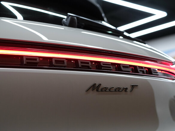 2026 Porsche Macan I Рестайлинг 2, серый - вид 8