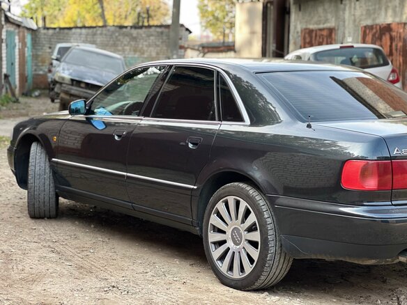 1997 Audi A8 I (D2), чёрный - вид 10