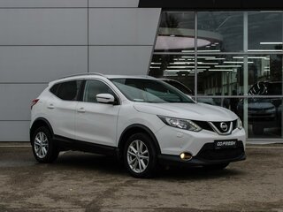 2017 Nissan Qashqai II, белый, 1780000 рублей, вид 1