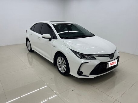 2022 Toyota Corolla XII (E210), белый, 1755000 рублей, вид 4
