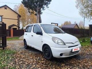 2000 Toyota FunCargo, белый, 295000 рублей, вид 2