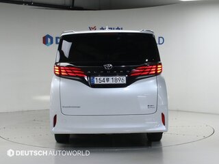 2024 Toyota Alphard IV, белый, 9500000 рублей, вид 4