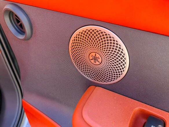 2026 Toyota bZ3X 58.3 kWh, серый, 2920000 рублей - вид 13