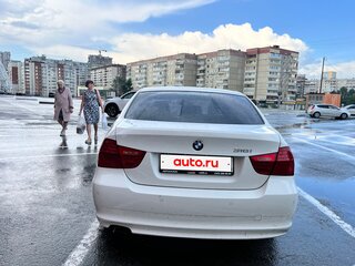 2010 BMW 3 серии 318i V (E90/E91/E92/E93) Рестайлинг, белый, 1030000 рублей, вид 4