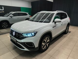 2023 Volkswagen Tayron I Рестайлинг, белый, 3200000 рублей, вид 3