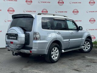 2012 Mitsubishi Pajero IV Рестайлинг 1, серебристый, 2419000 рублей, вид 5