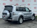2012 Mitsubishi Pajero IV Рестайлинг 1, серебристый, 2299000 рублей - вид 4