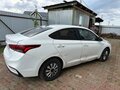 2017 Hyundai Solaris II, белый - вид 3