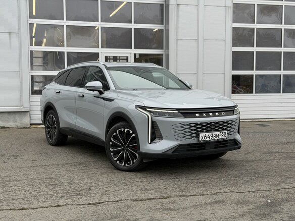 2023 Exeed RX, серый, 3050000 рублей - вид 2