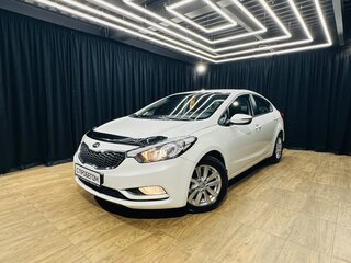 2015 Kia Cerato III, белый, 999999 рублей, вид 1