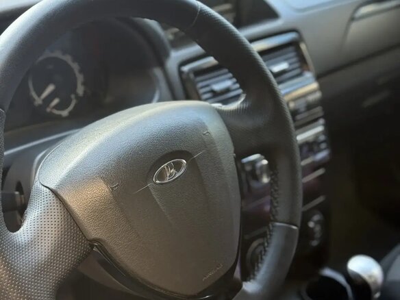 2015 Lada (ВАЗ) Priora I Рестайлинг, белый, 760000 рублей - вид 7