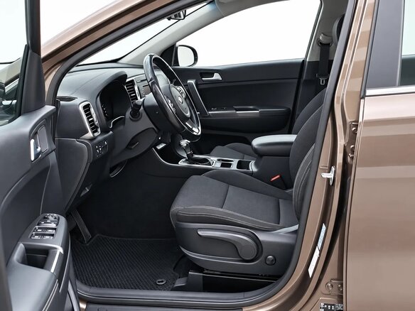 2017 Kia Sportage IV, коричневый, 2199999 рублей - вид 12