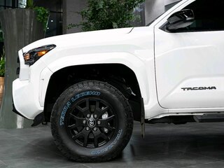 2024 Toyota Tacoma IV, белый, 6890000 рублей, вид 2