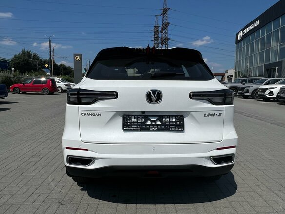 2025 Changan UNI-S I, белый, 3179900 рублей - вид 6