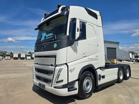 2026 Volvo FH, белый, 23500000 рублей, вид 1
