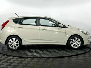 2014 Hyundai Solaris I, бежевый, 1350000 рублей, вид 5