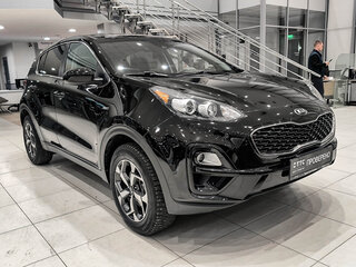 2020 Kia Sportage IV Рестайлинг, чёрный, 2500000 рублей, вид 3