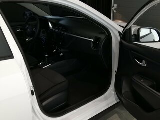 2025 Solaris KRX, белый, 2750000 рублей, вид 2