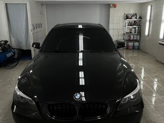 2004 BMW 5 серии 525i V (E60/E61), чёрный, 790000 рублей, вид 1