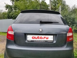 2014 Skoda Fabia II Рестайлинг, серый, 900000 рублей, вид 2